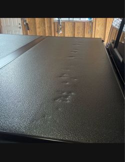 Pickup truck bedcover