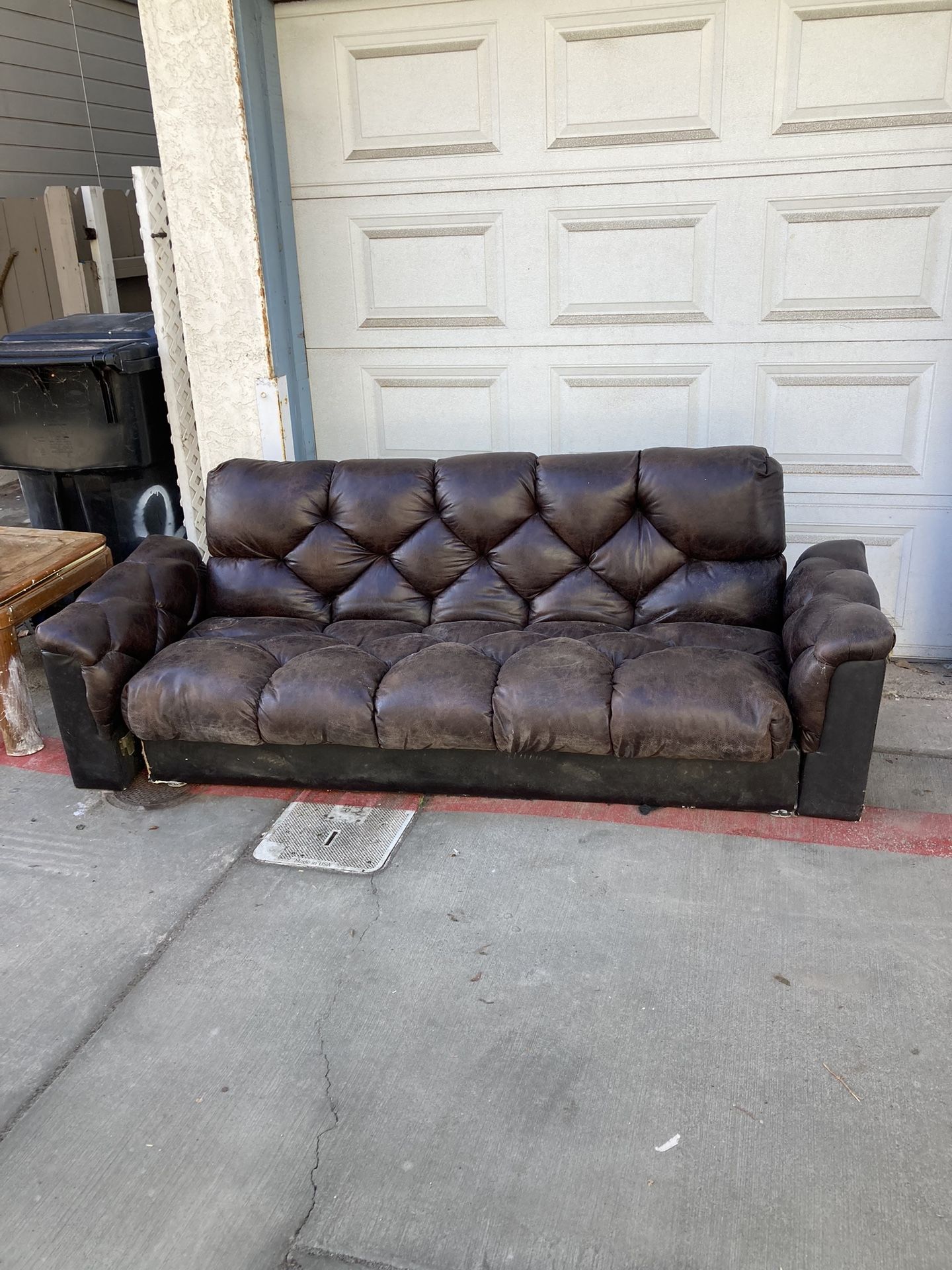 Free Leather Futon for Sale in San Diego, CA OfferUp