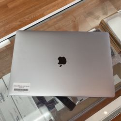 2019 15”MacBook Pro I9 32gb Ram TB SSD 