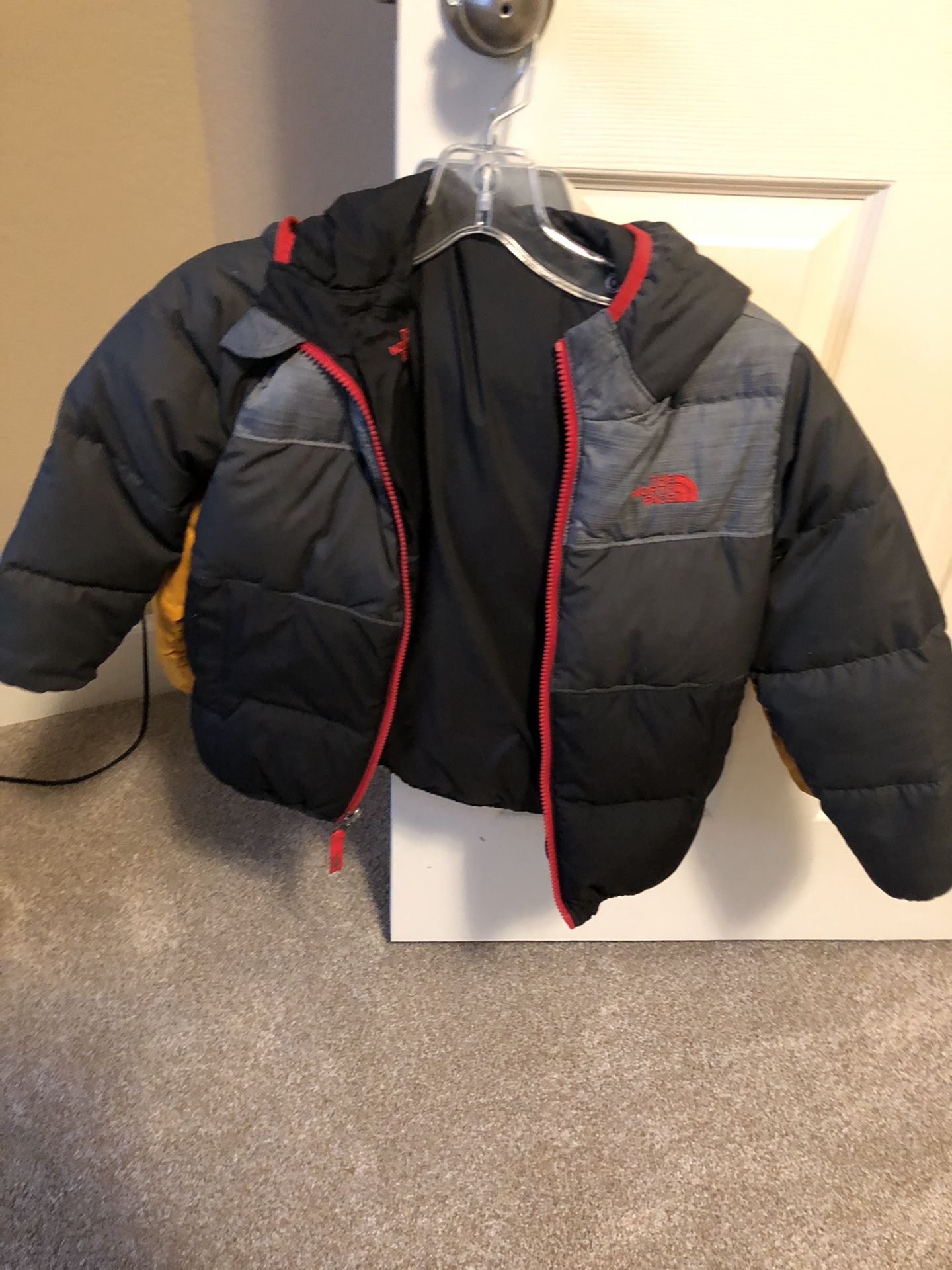 Reversible down jacket