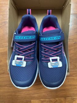 Girls shoes
