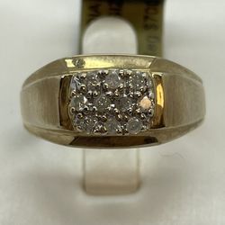 10K Gold Diamond Ring.