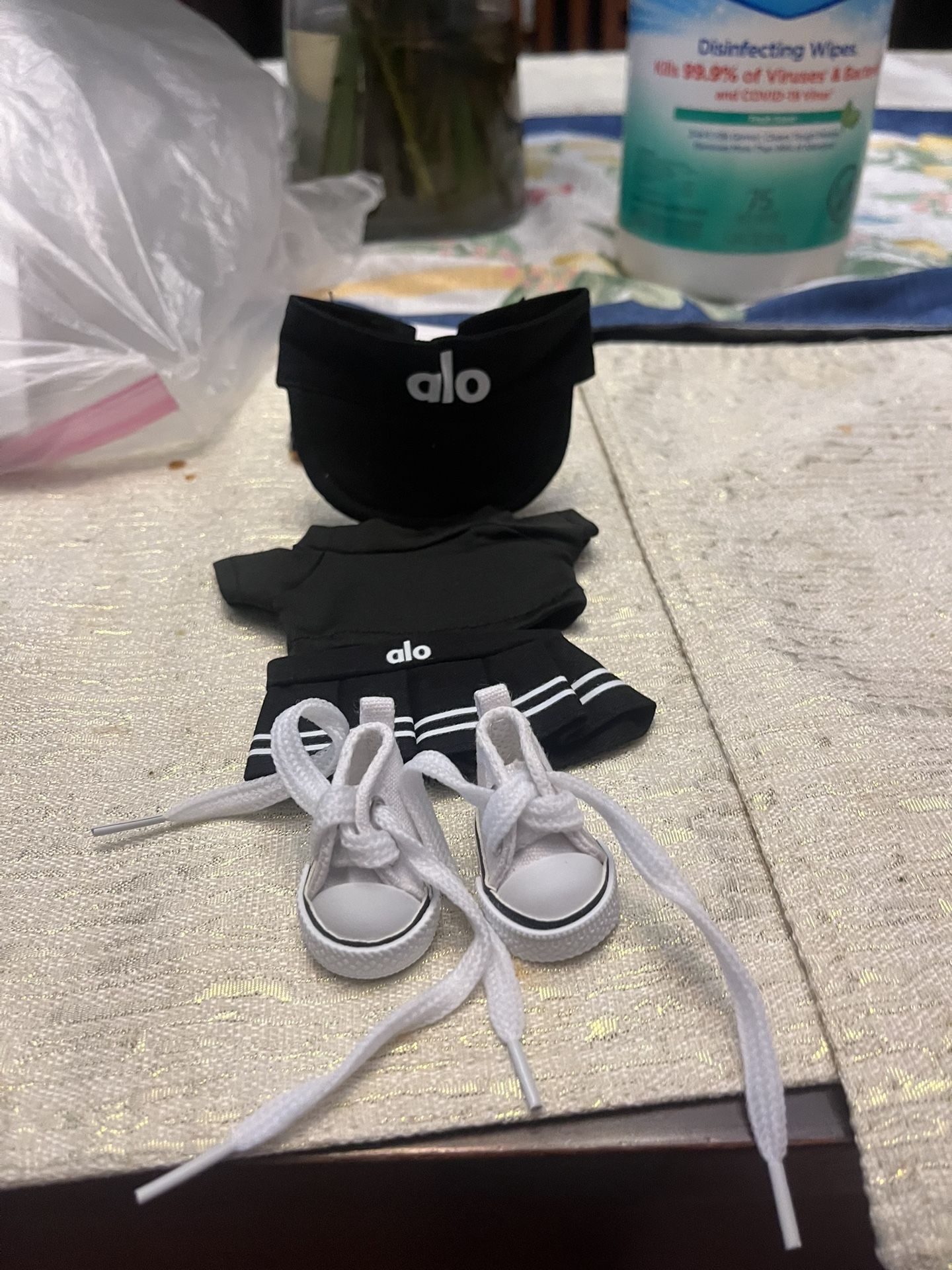 Alo Labubu Cloths 20$firm