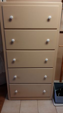 Dresser
