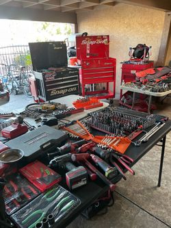 SNAP ON TOOLS / TOOL CART