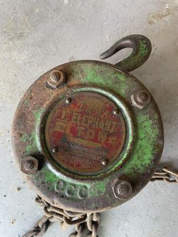 Elephant Hand Chain Hoist 1/2 Ton VINTAGE