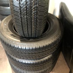 SET 265/70/17 BRIDGESTONE DULER SEMI NEW 95%TREAD LIFE $300 PRICE INCLUDES PROFESSIONAL ISTALATION AND TAX
