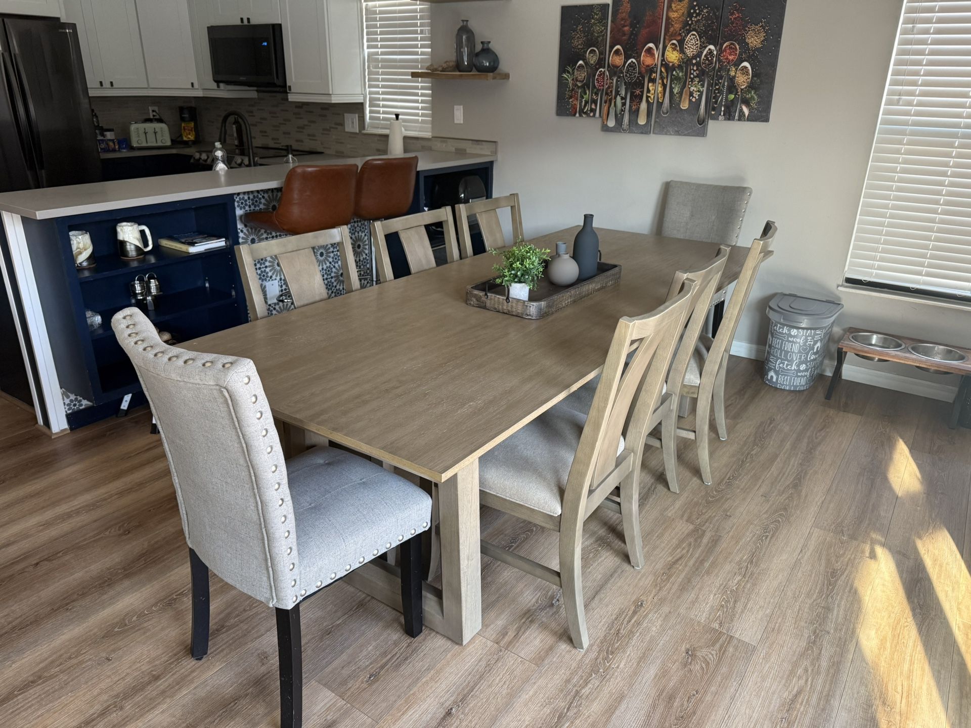 Dining Table And Chairs 