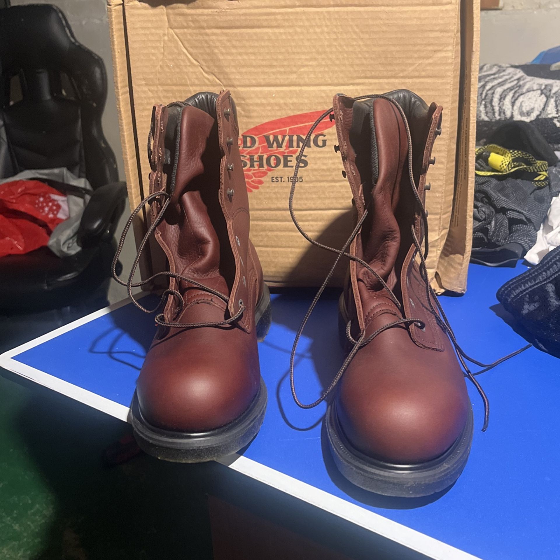 Redwing Boots Steel Toe / Electrical Hazard