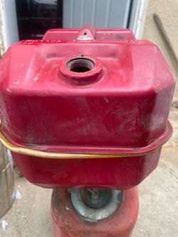 Blitz Vintage USMC Gas Can 2.5 Gallons ,Red Metal