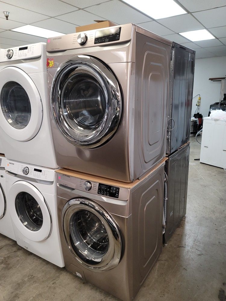 Samsung Front Loading Washer And Stackable Gas Dryer Set In Champagne