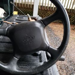 2000 chevy steering column With Ignition 