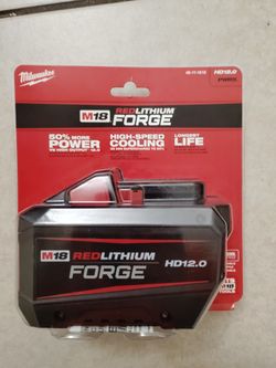 MILWAUKEE 12.0 BATTERY $150