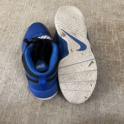 Nike Hustle Blue And Black Size Is 7