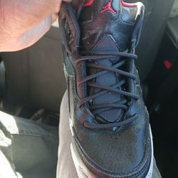 Jordan's Size 7y Black And Red