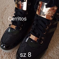 NEW BEBE SPORTS SZ8 NEW, MEW