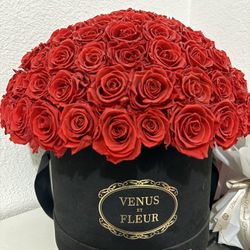 Venus Eat Fleur - Roses Bouquet $320
