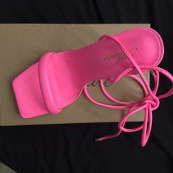 Hot Pink Heels