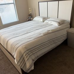Bedroom Set/Juego De Cuarto