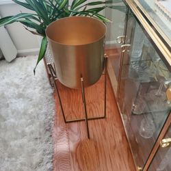 Plant Stand 26" High