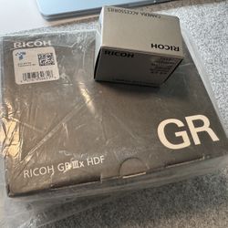 Ricoh GR IIIx HDF