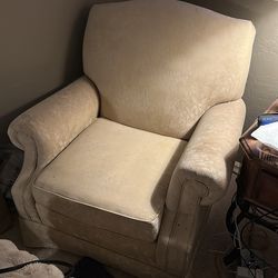 Chair & ottoman/Flexsteel