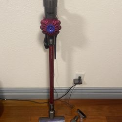 Dyson V6 Absolute Cordless Stick Vacuum Cleaner