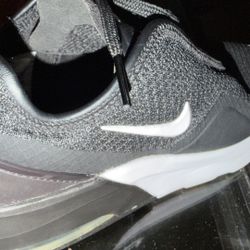 Nike Air Max Motion 2 