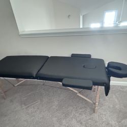 Like New ! Portable Spa Table / Message Table 