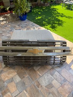 2019-2021  chevy silverado 1500 chrome grille oem