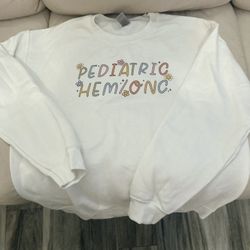 Nurse Sweater Size L Pediatric hem/ Onc 