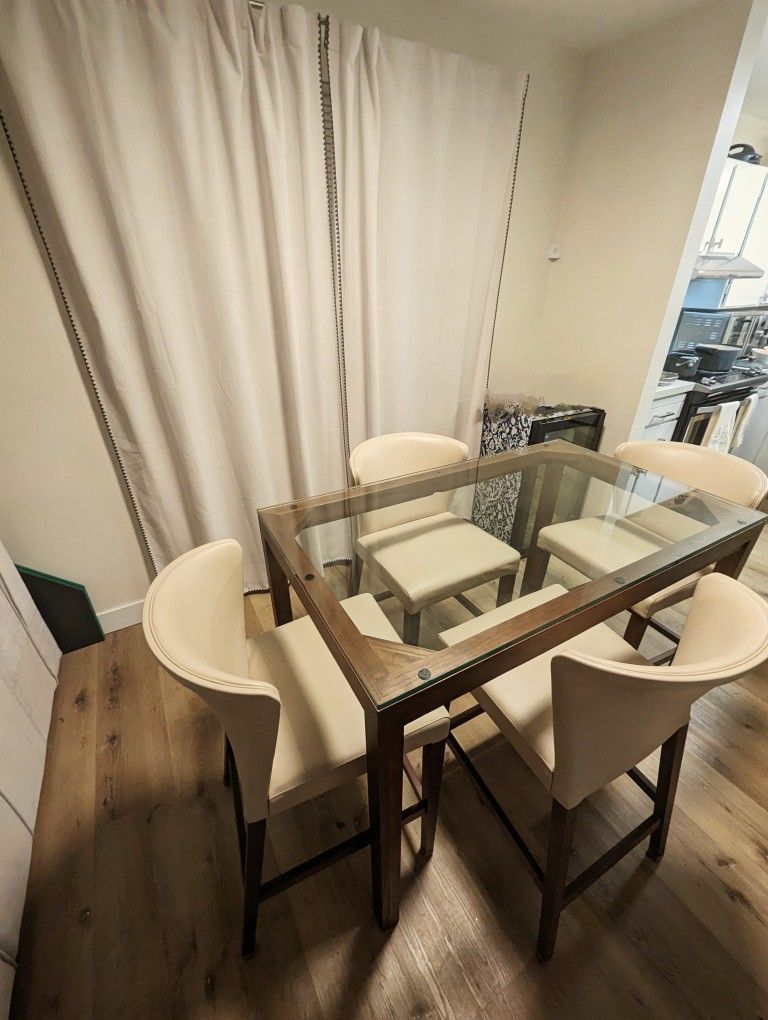 Crate And Barrel Dining Set for Sale in Bothell, WA OfferUp