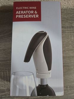 Electric wine aerator