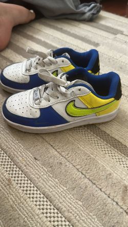 10c Nikes 