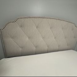 Queen Bed Set