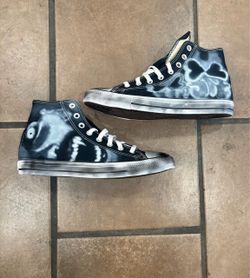 Converse Chuck Taylor High Top Sneakers