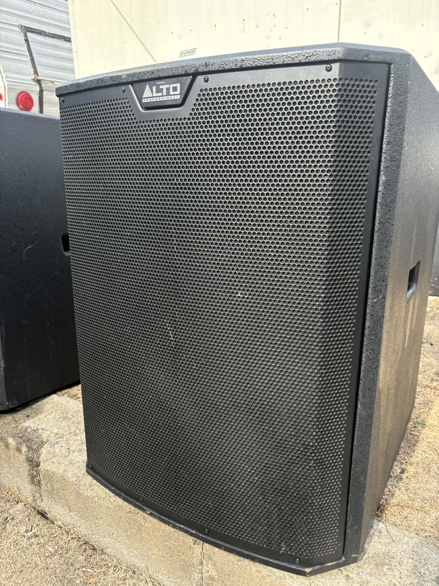 Alto Subs