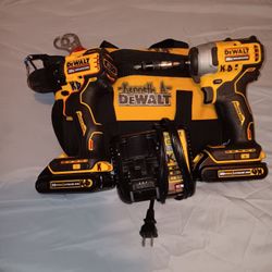 Dewalt Impact And Drill Set With Bad And Charger 