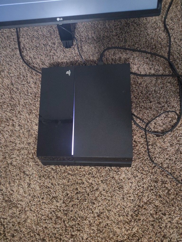 PS4 Console