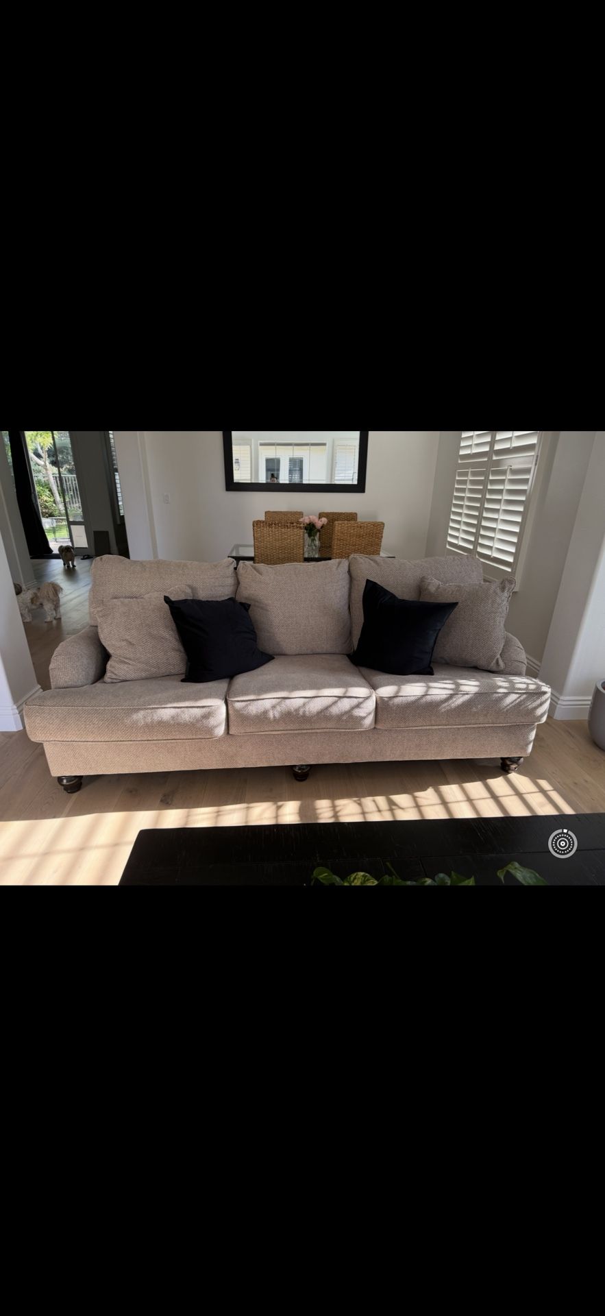 Sofa/couch Excellent Condition $80