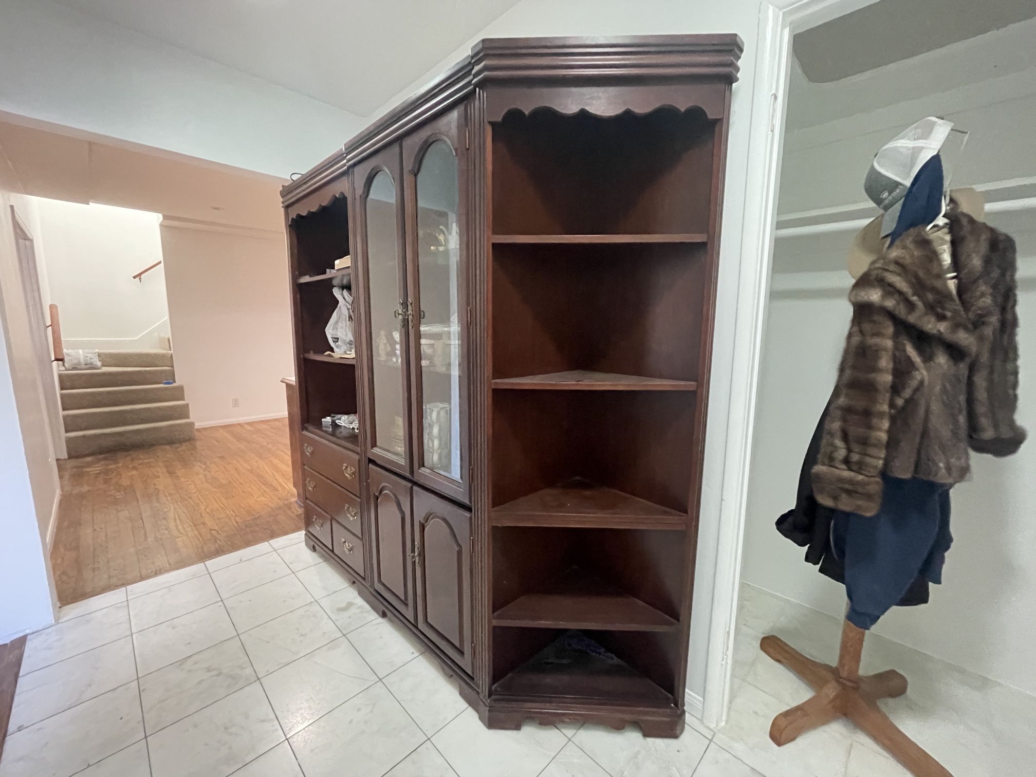 China Cabinet Book Shelf