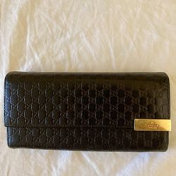 Authentic Gucci Microguccissima Leather Chain Wallet