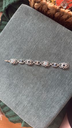 Small Vintage Silver Tone Bracelet 