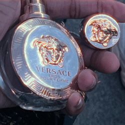 Versace Cologne Smell Good W/Top