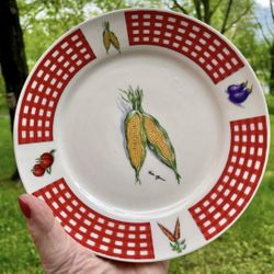 (1)Vintage Tabletops Fresh Vegetables” Decorative Plate/Kitchen Wall Decor