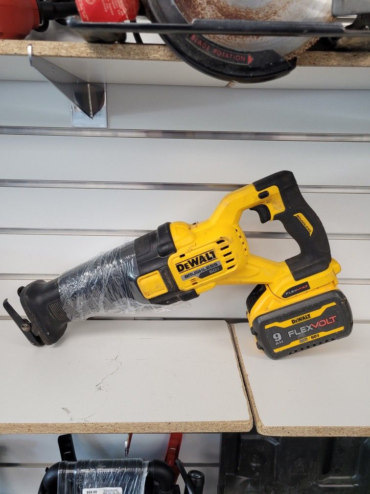 DeWalt DCS389 Reciprocating Saw Kit – 60V FlexVolt with Charger