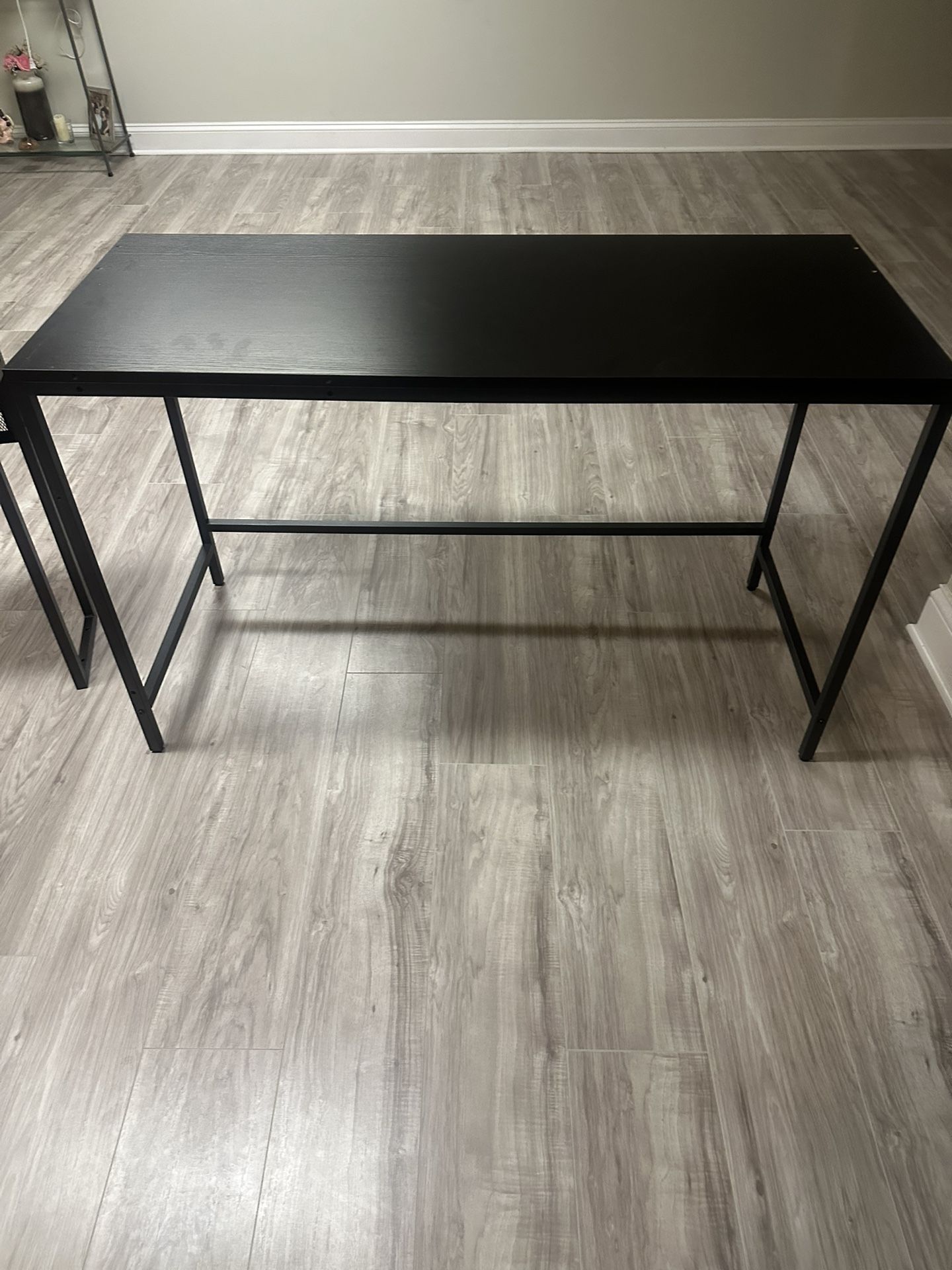 Desk And Hutch