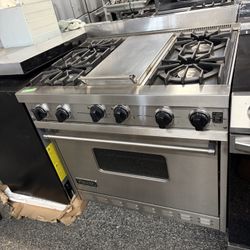 Viking Professional Stainless Steel 36” Gas Range Stove Used