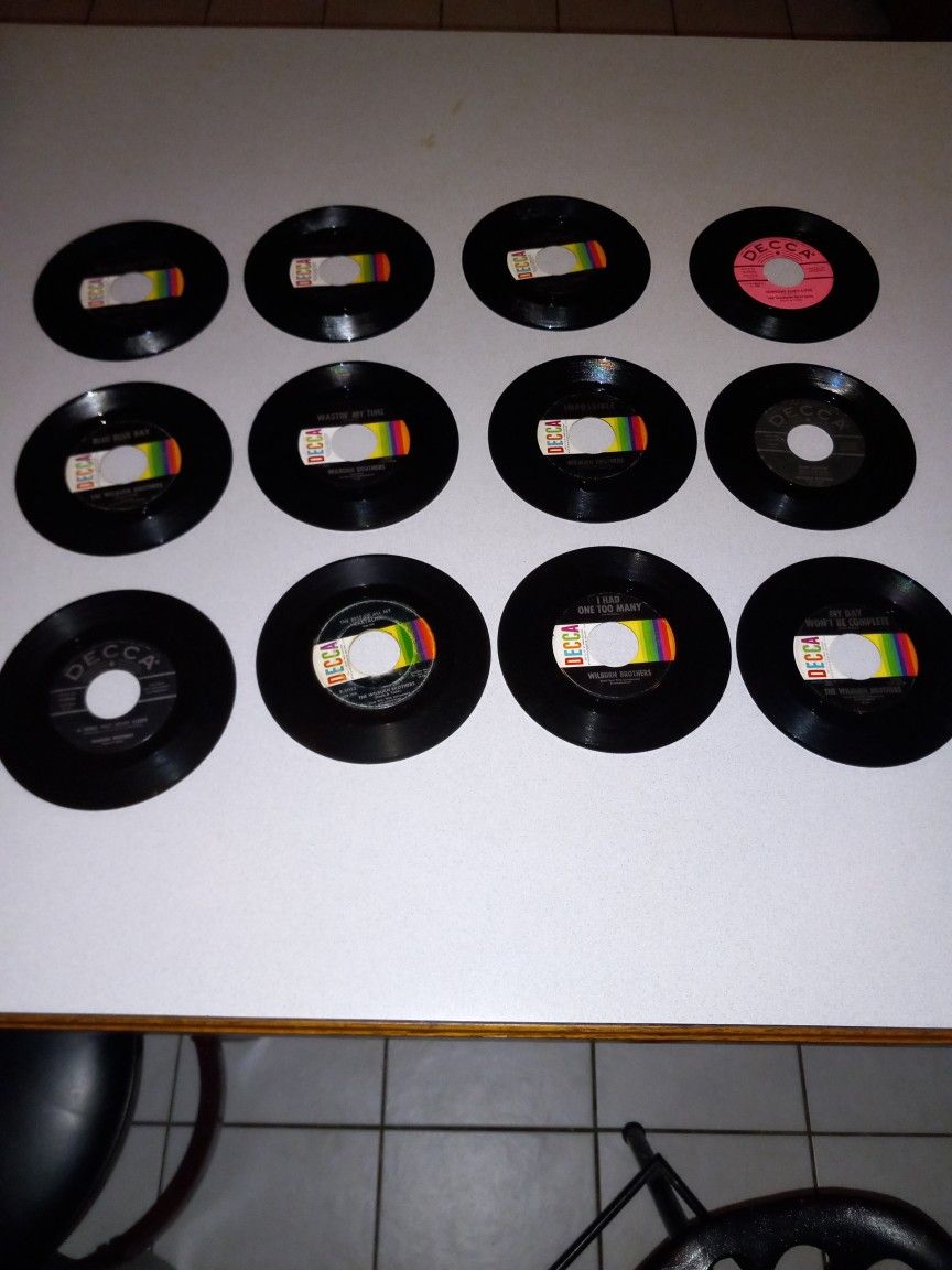 12 VINTAGE WILBURN BROTHERS 45'S WITHOUT SLEEVES 