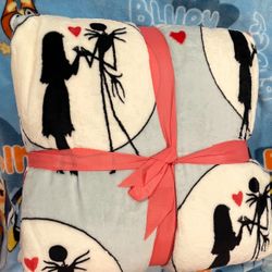 Nightmare Before Christmas Queen Full Valentines Day Blanket